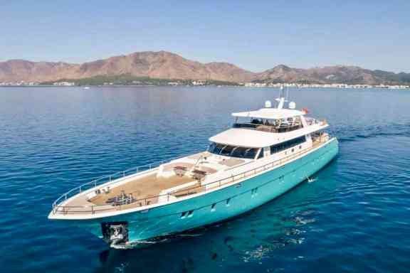 motor yacht DEEP WATER for charter in Turkey