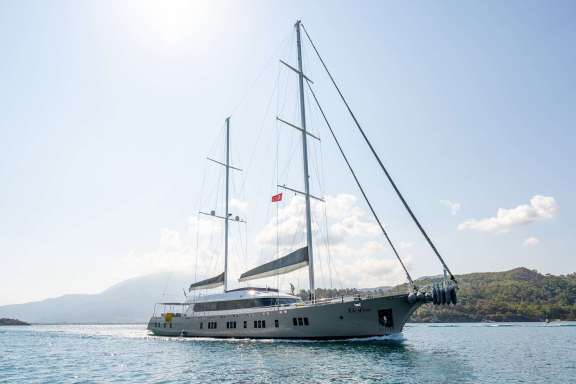 DE LOVE 154-foot luxury gulet underway in Turkey