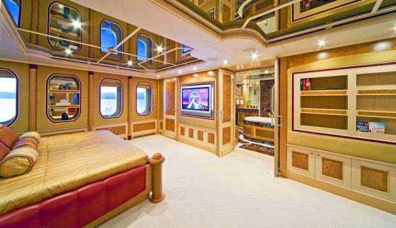 Image of SENSATION yacht #6