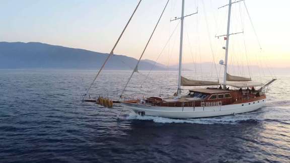 Image of ARABELLA yacht #5