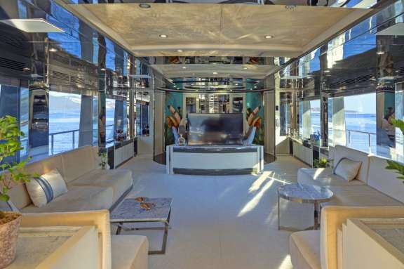 Image of VETRO yacht #2