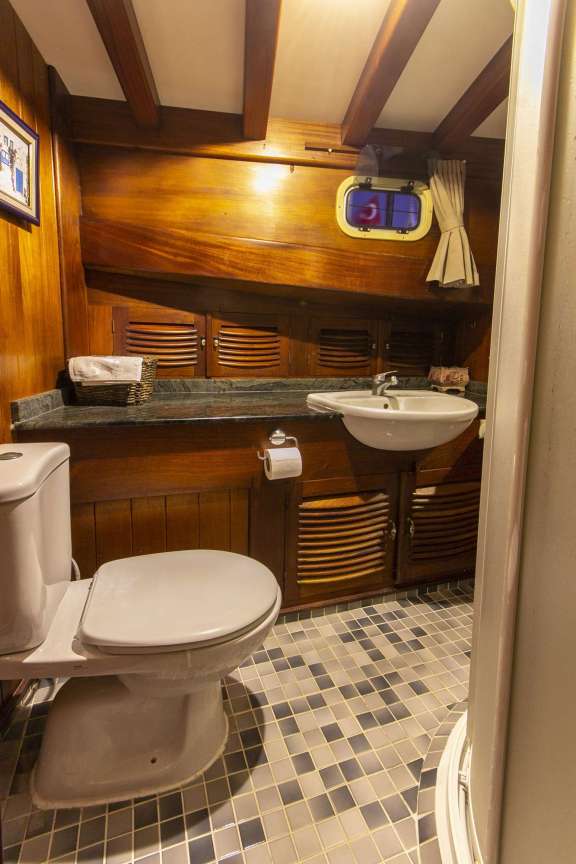 Image of Serenad yacht #12