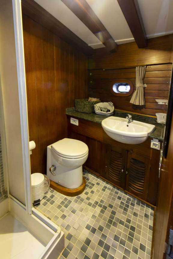 Image of Serenad yacht #13