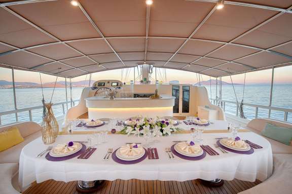 Image of QUEEN OF SALMAKIS yacht #13