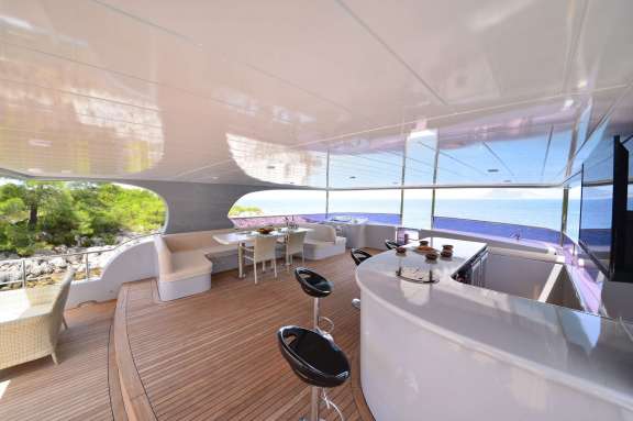 Image of IMMERSIVE yacht #13