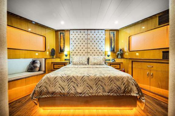 Image of BURKUT yacht #6