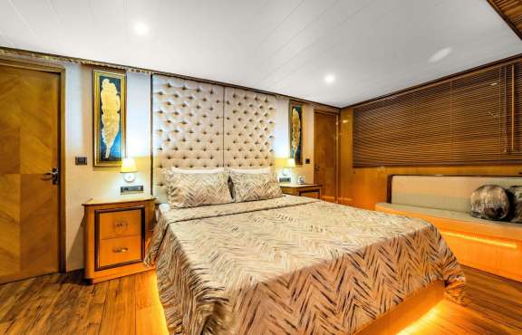 Image of BURKUT yacht #7