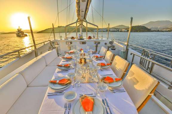 Image of GULMARIA yacht #17