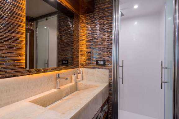 Image of LONG ISLAND yacht #12