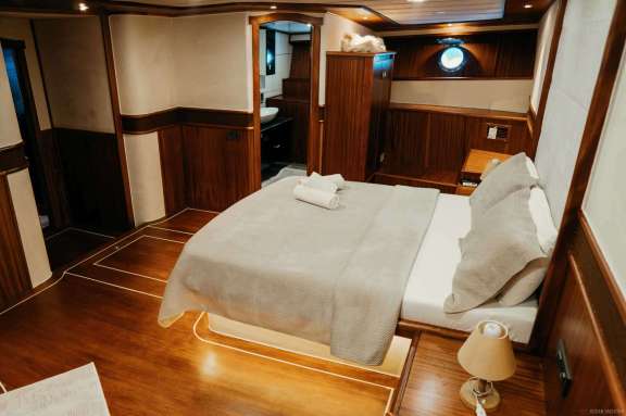 Image of NEVRA QUEEN yacht #8