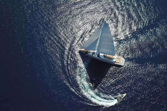 Image of All About U 2 yacht #10