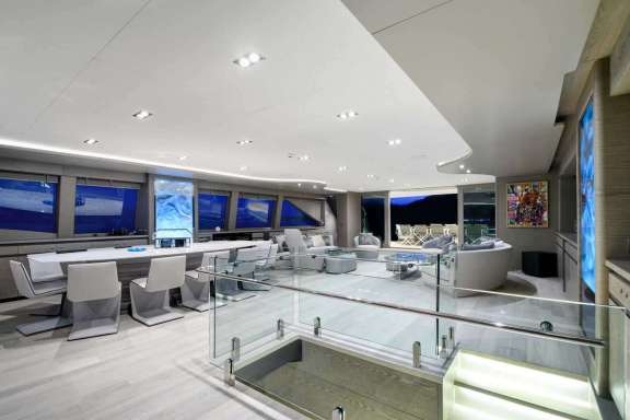 Image of All About U 2 yacht #3
