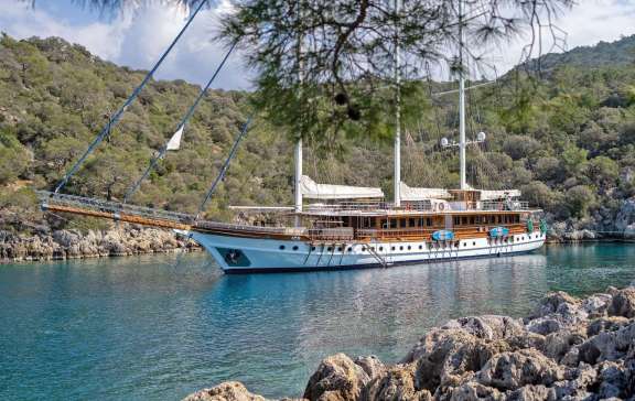 Image of ADMIRAL yacht #19