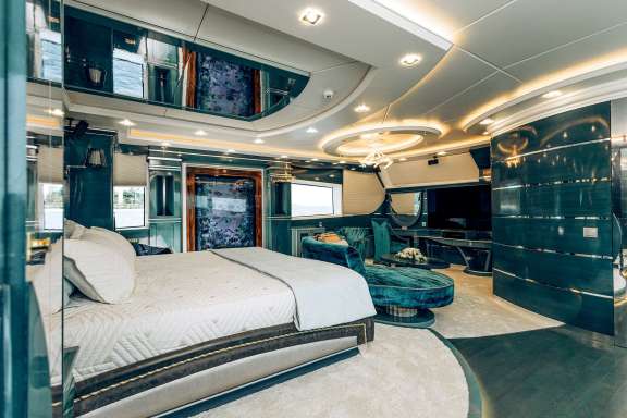 Image of DESTINY yacht #6