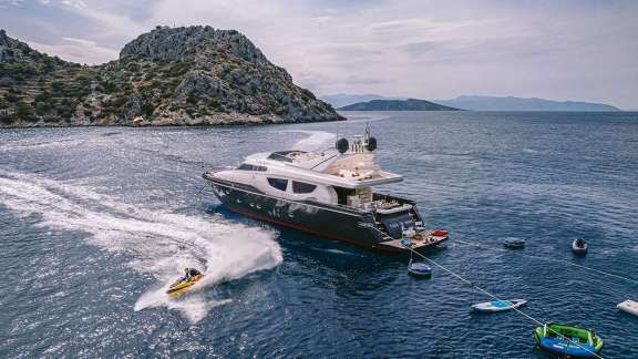 Image of THIS IS MINE yacht #2