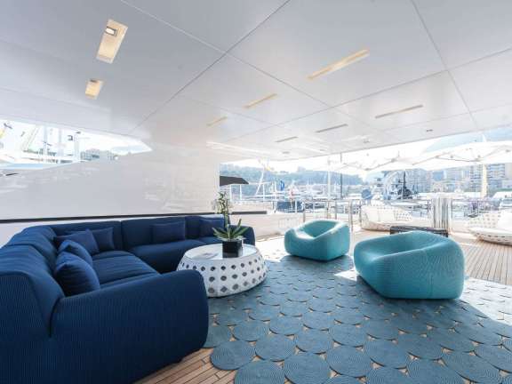 Main Deck Aft - Lounge Area