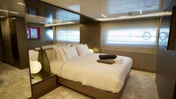 Image of SHERO yacht #7