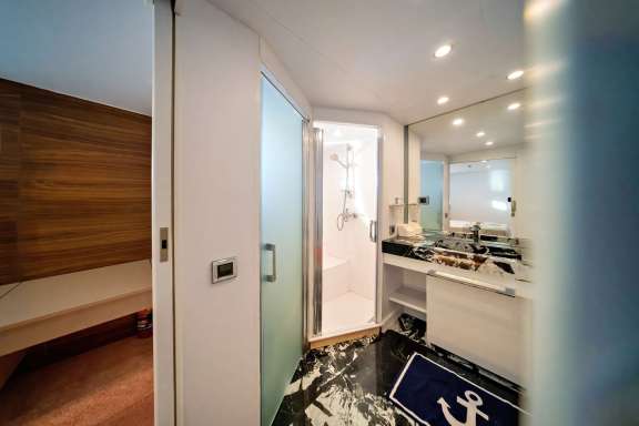 Image of S4 yacht #17