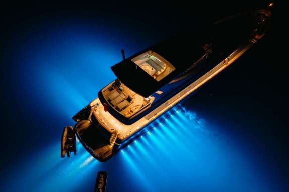 Image of CROCUS yacht #16