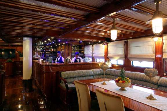 Image of QUEEN ATLANTIS yacht #2