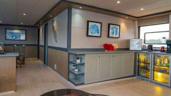 Image of Albatros Explorer yacht #4