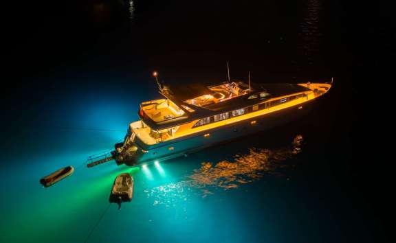 Image of BLUES yacht #17