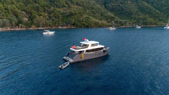 Image of IMPACT yacht #10