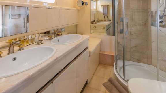 Image of MAGIX yacht #9