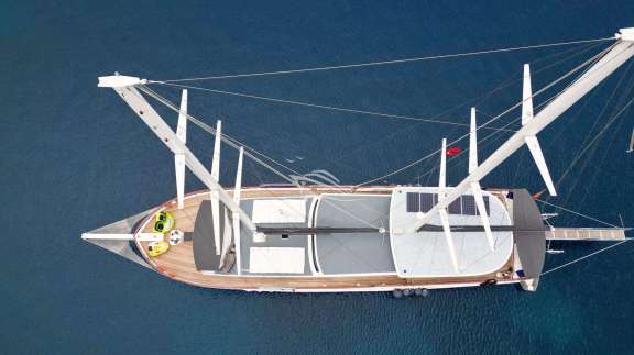 Image of Questa Vita yacht #12